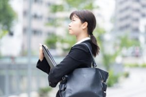 転職活動中の女子